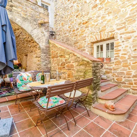 - Paradis De Provence Apartament